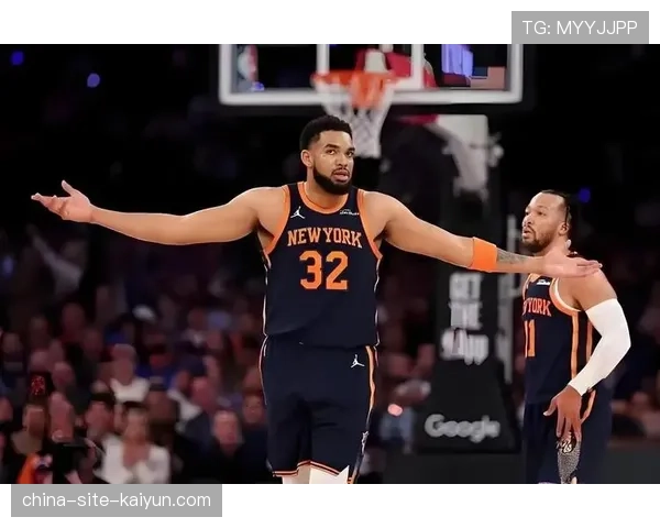 NBA季后赛首轮G3:尼克斯加时险胜76人,布伦森砍下45分 NBA季后赛首轮G3:尼克斯加时险胜76人,布伦森砍下45分